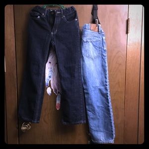4 pcs 2 boys jeans👖👖1 short  1 long sleeve shirt